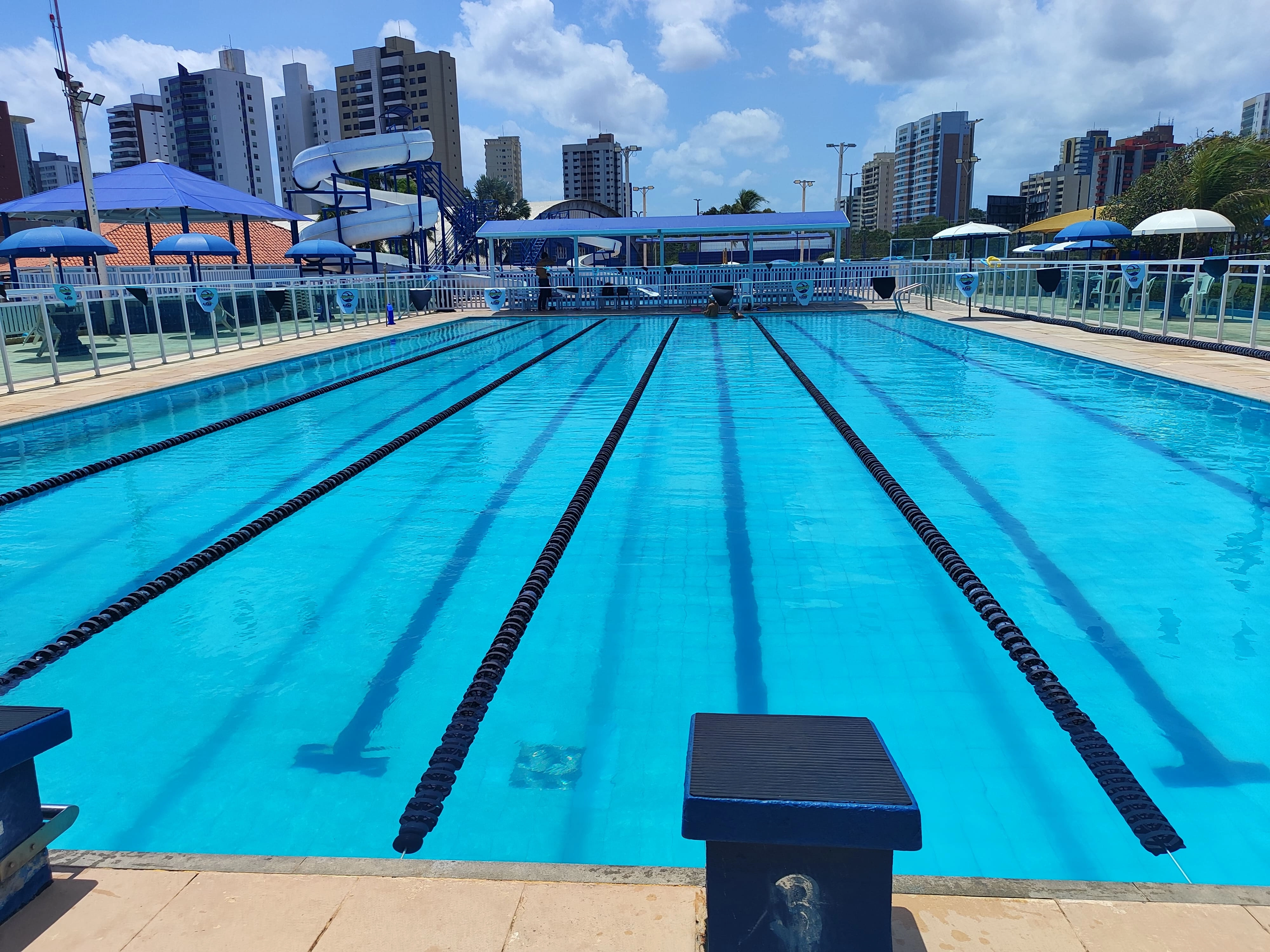 Piscinas