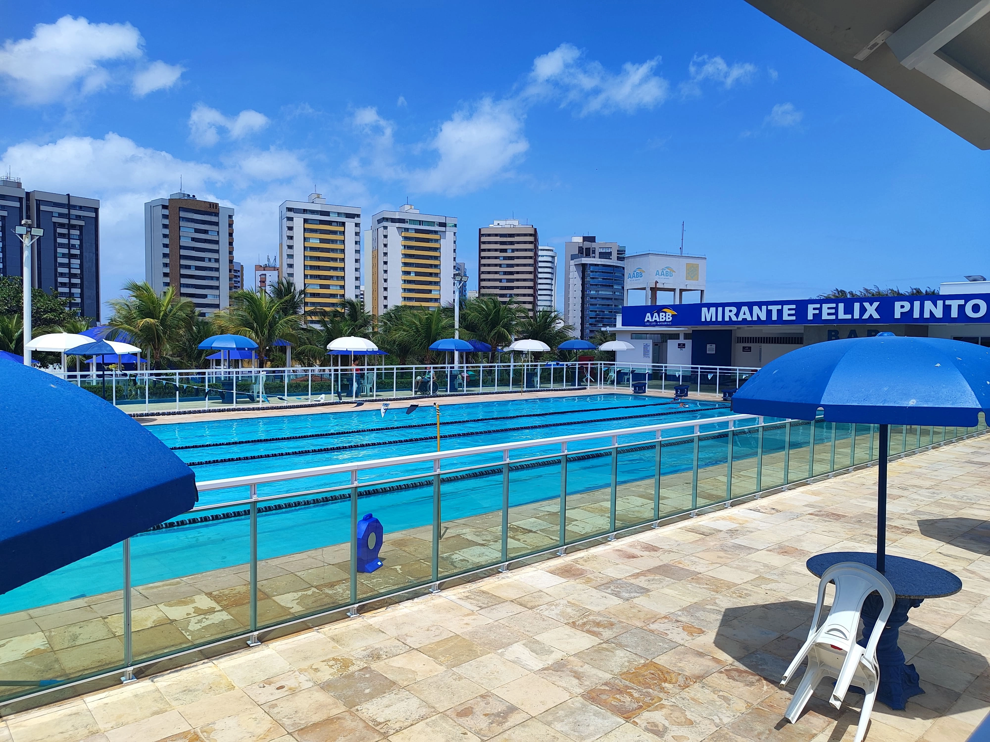 Piscinas