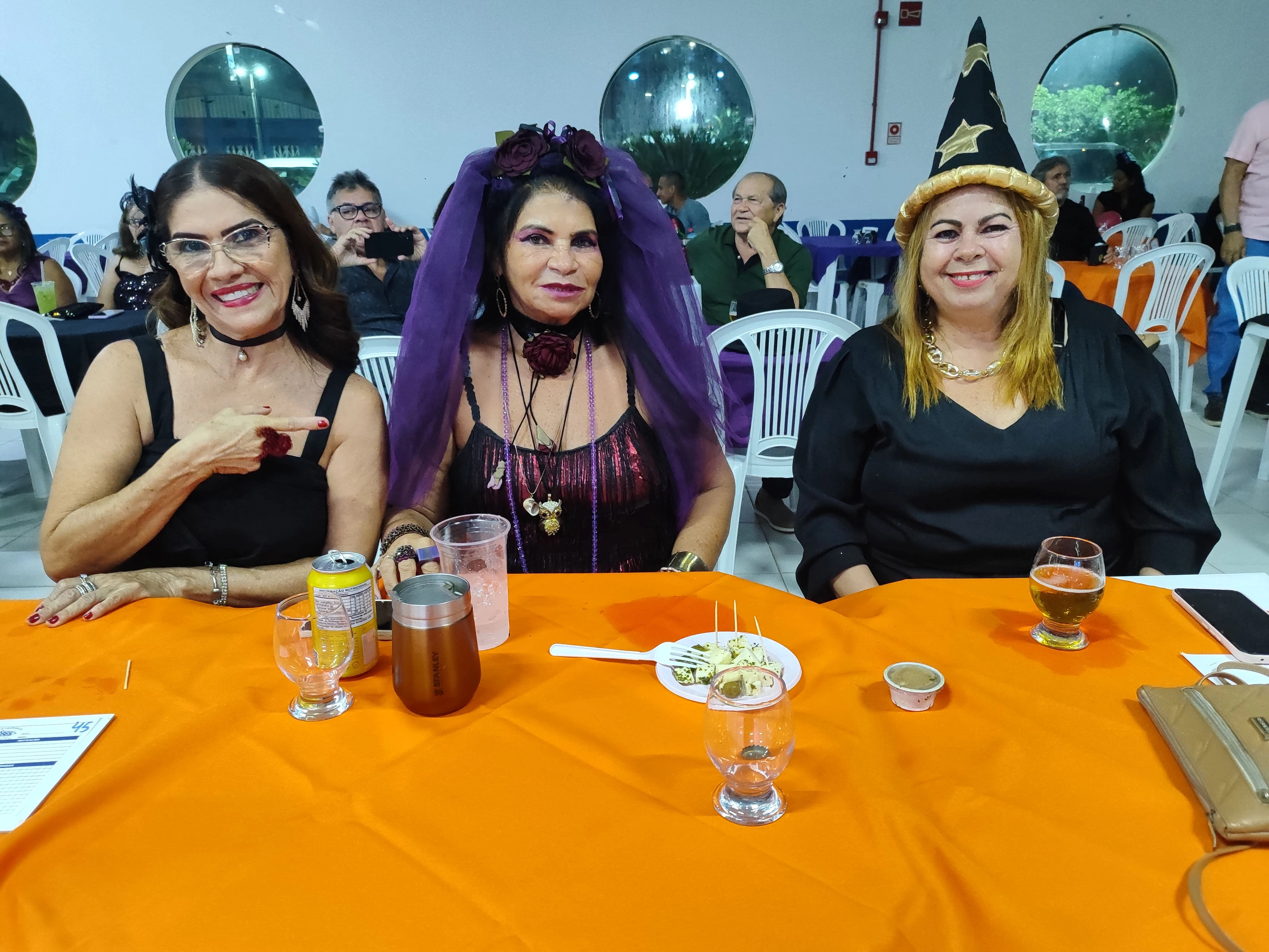 III Noite de Halloween AABB