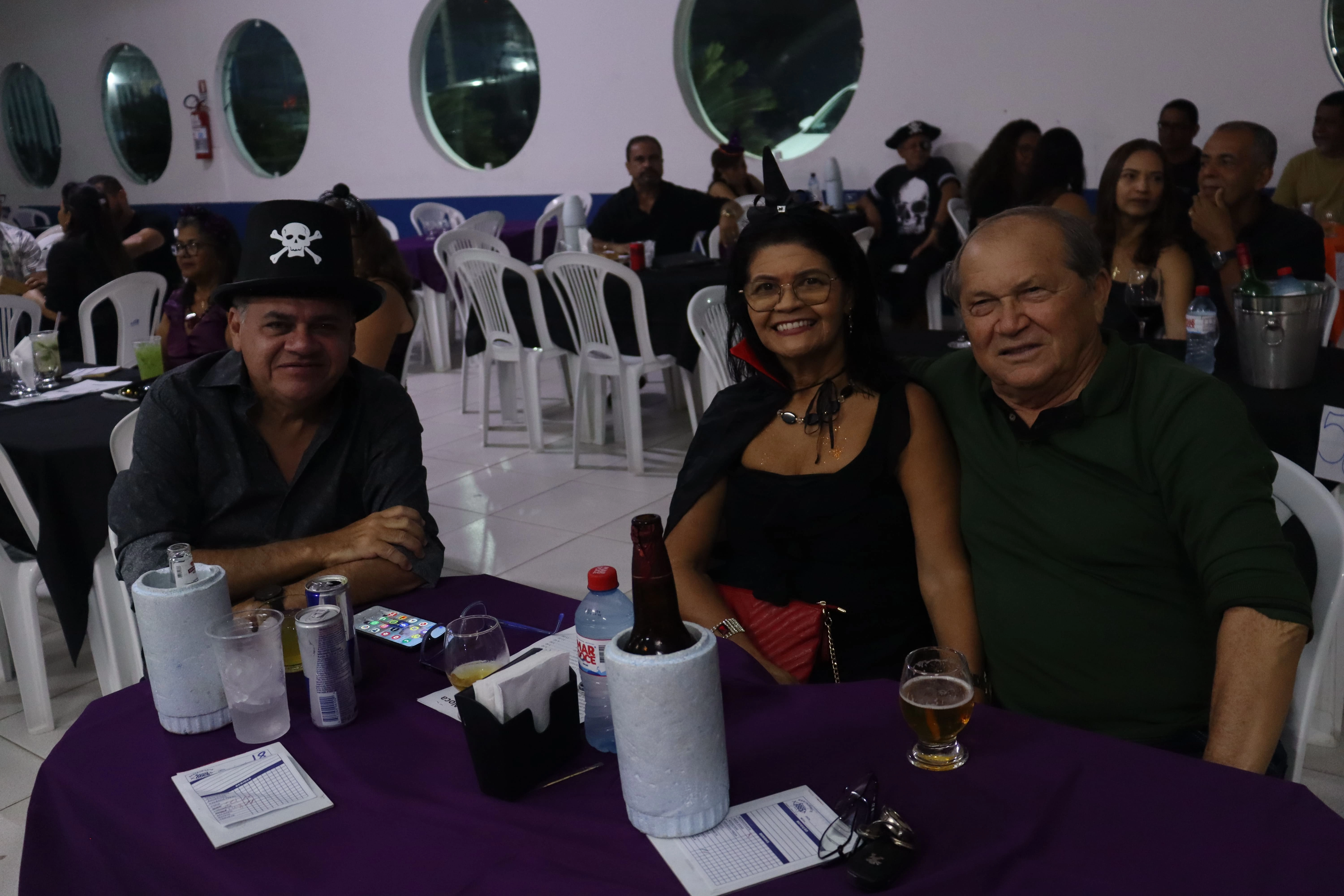 III Noite de Halloween AABB