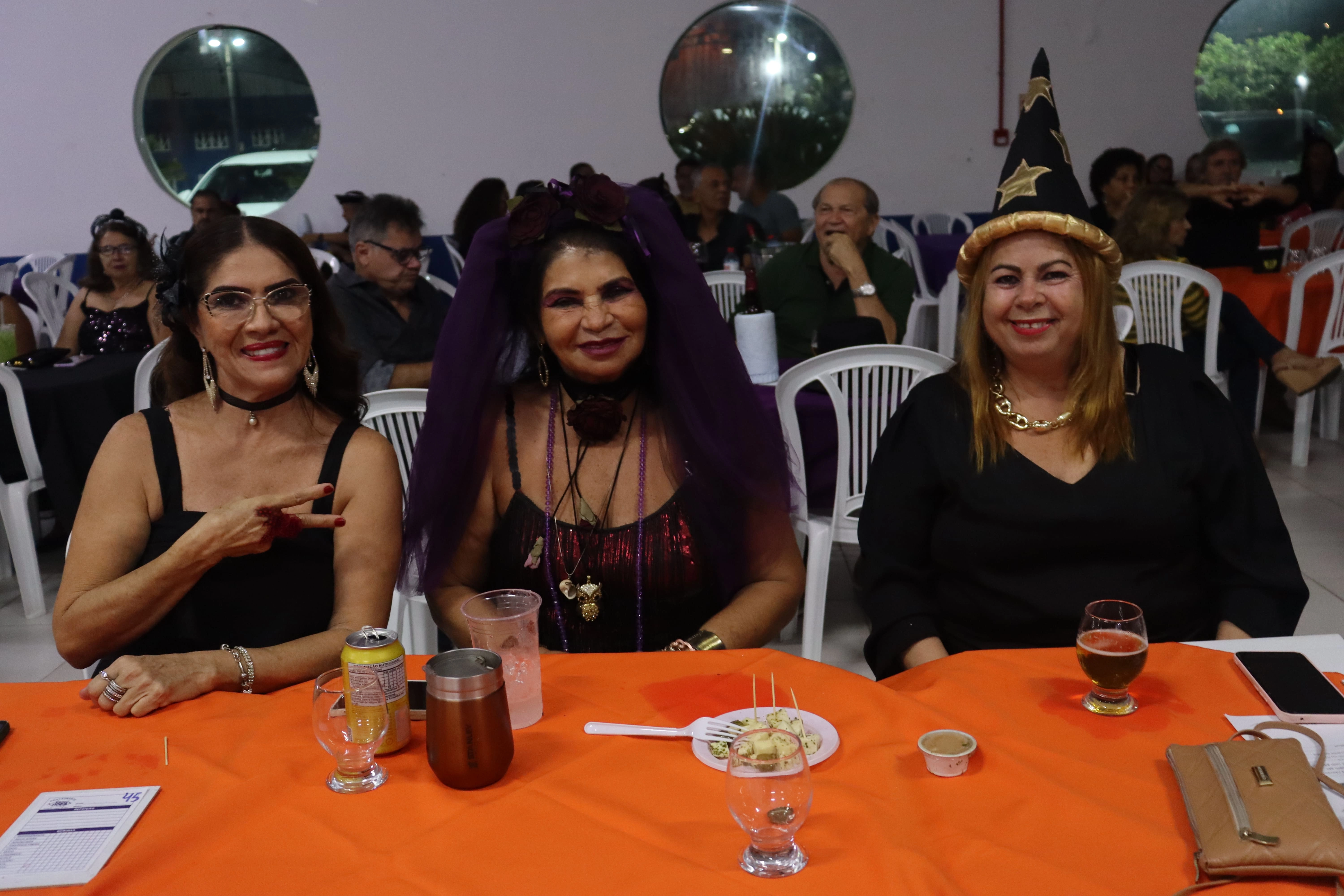 III Noite de Halloween AABB